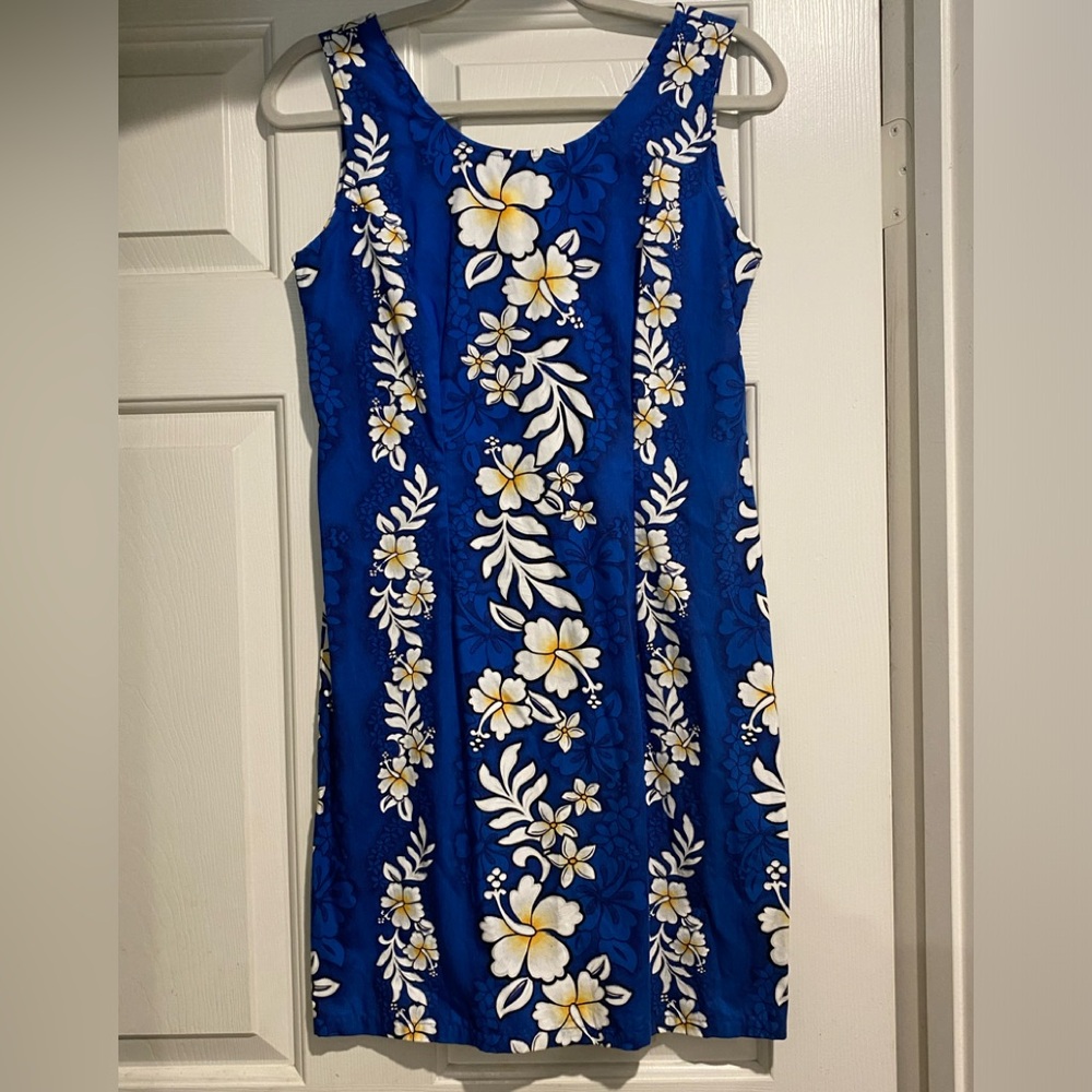 Jade Fashions sleeveless Hawaiian dress small